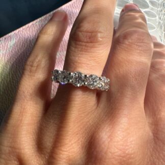 Pre order : 4 CTW Lab-Grown Diamond Anniversary Band