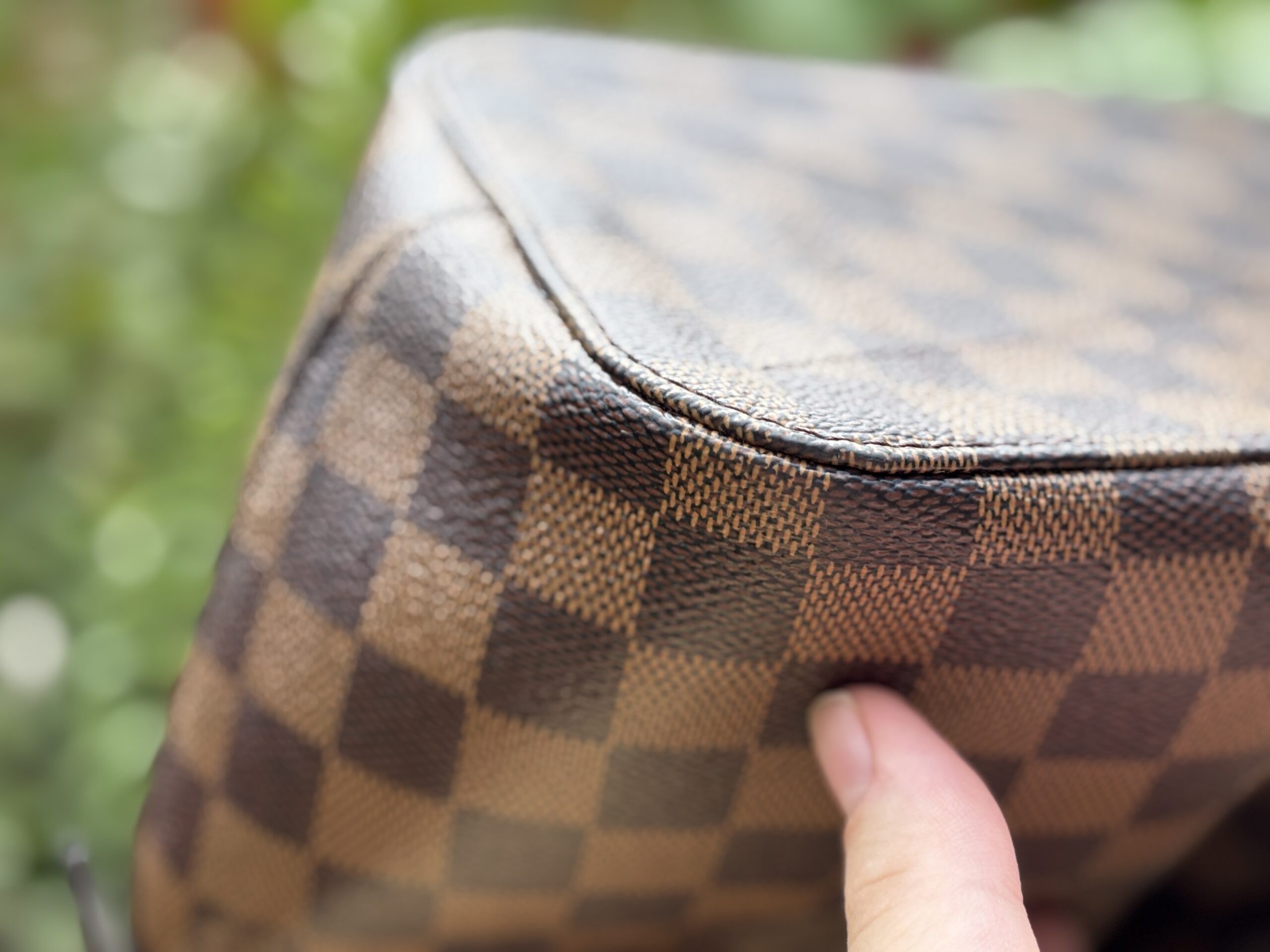 Louis Vuitton Damier Ebene Siena PM Crossbody - Image 9