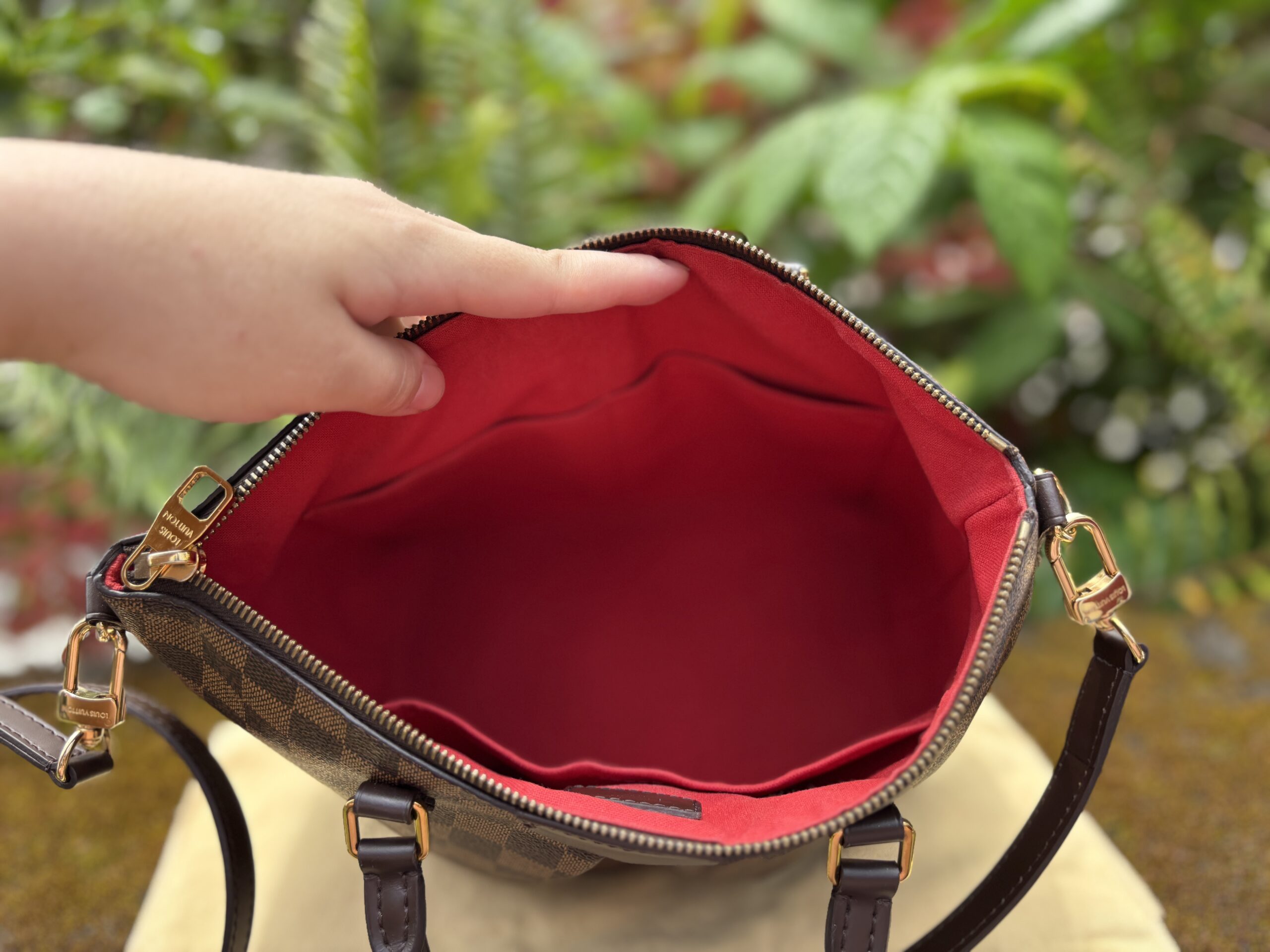 Louis Vuitton Damier Ebene Siena PM Crossbody - Image 19