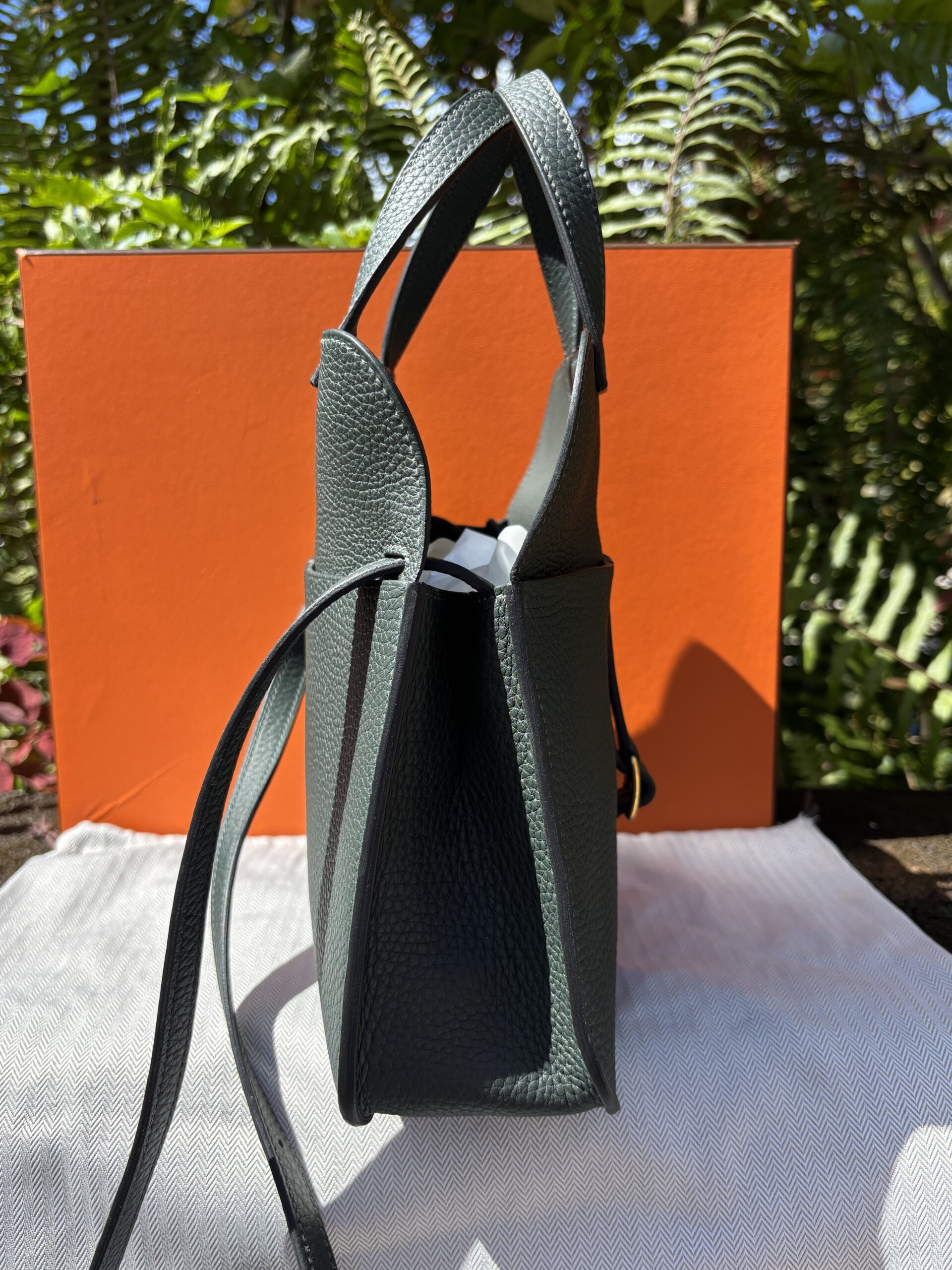 Hermès Vert Cypress Halzan 25 Crossbody - Image 2