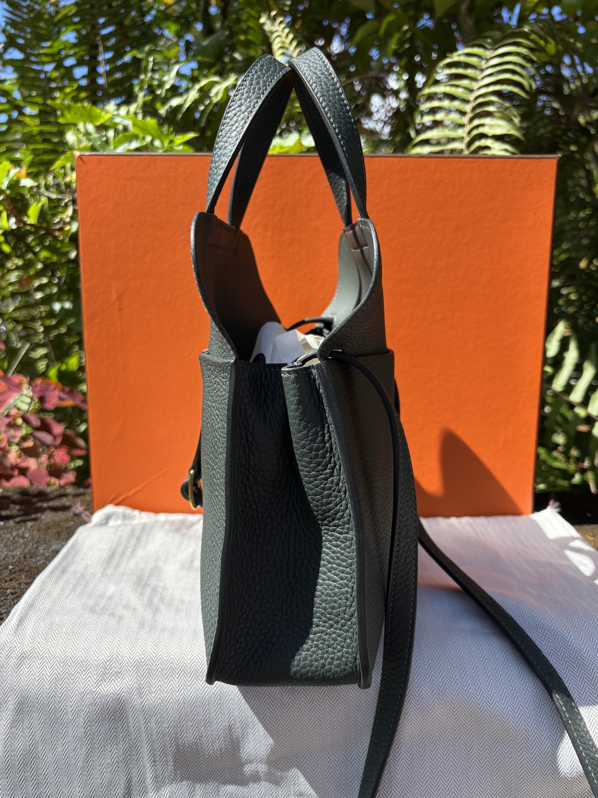 Hermès Vert Cypress Halzan 25 Crossbody - Image 4