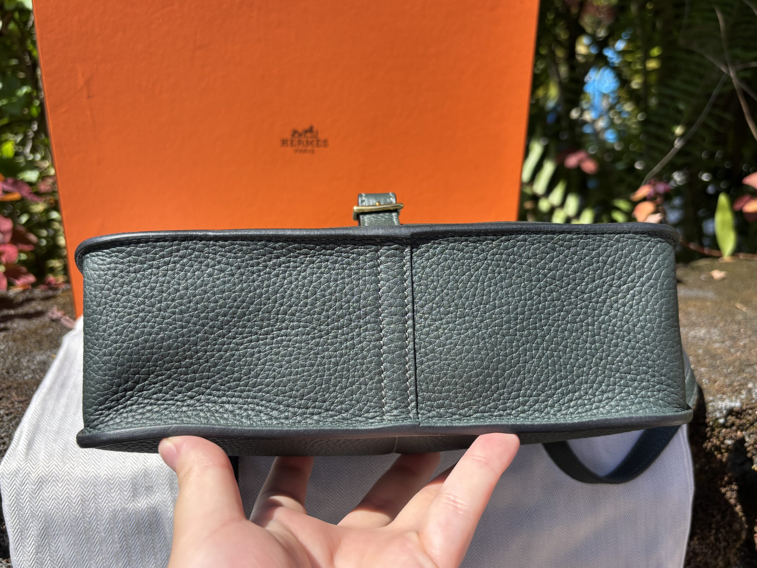 Hermès Vert Cypress Halzan 25 Crossbody - Image 5