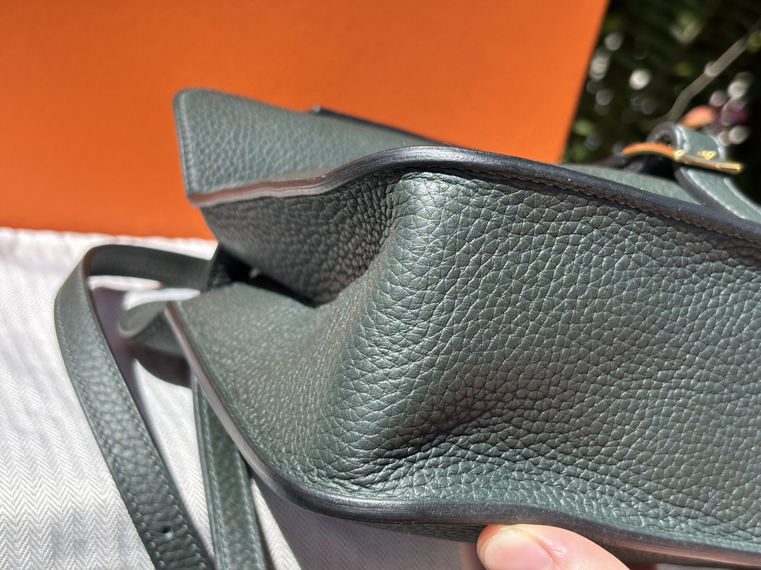 Hermès Vert Cypress Halzan 25 Crossbody - Image 6