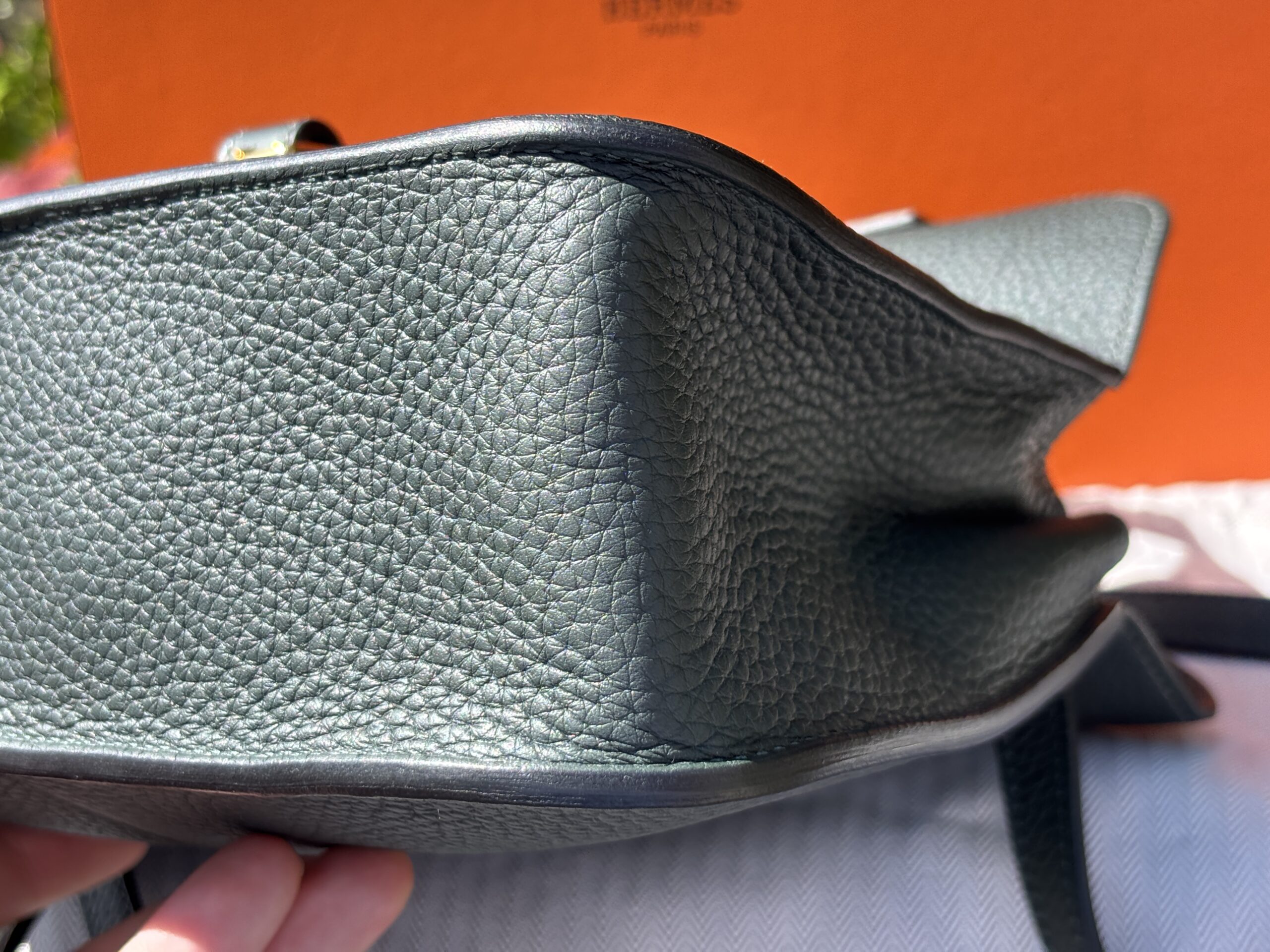 Hermès Vert Cypress Halzan 25 Crossbody - Image 7