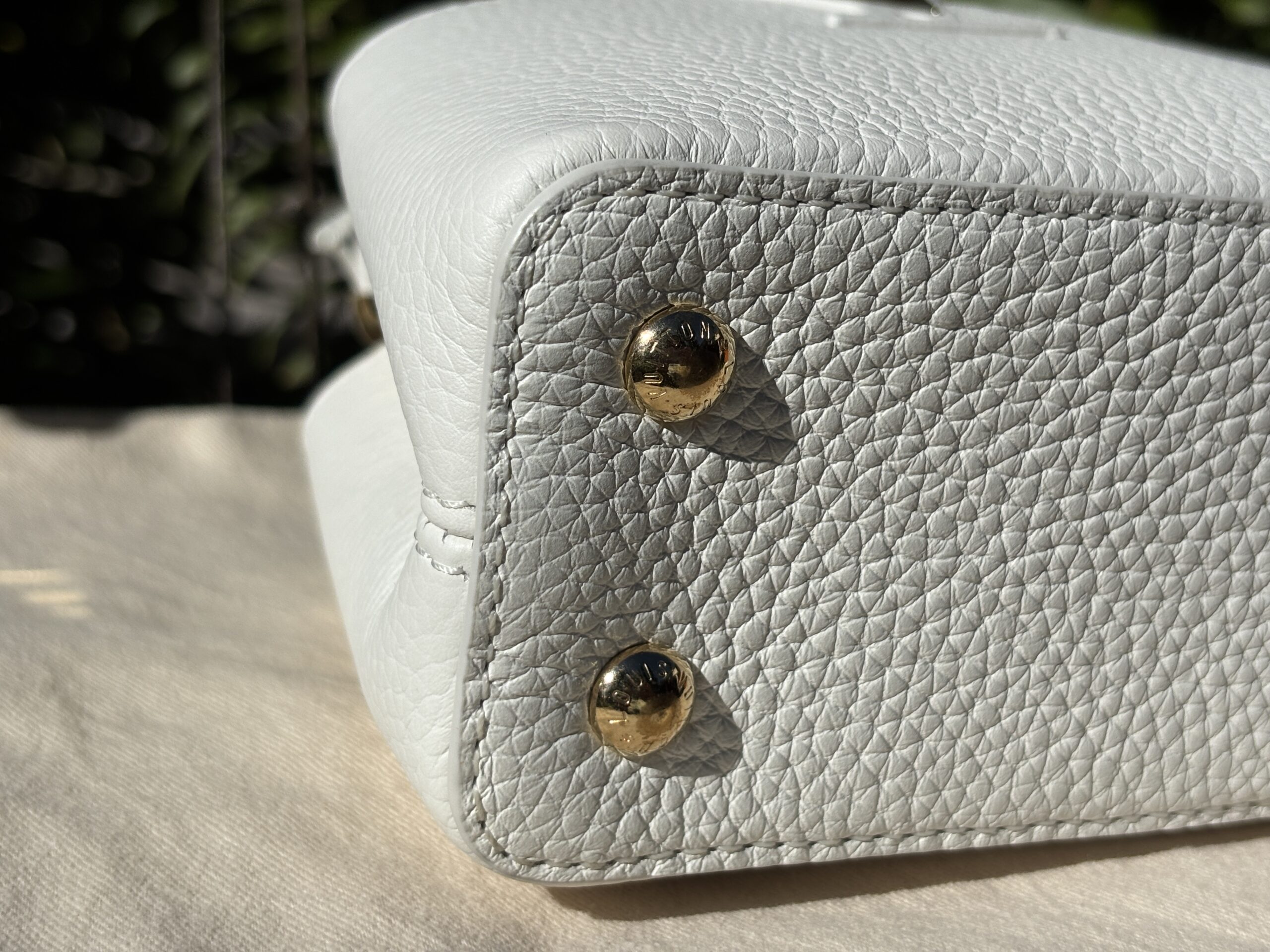 Louis Vuitton White Leather Capucines BB - Image 9