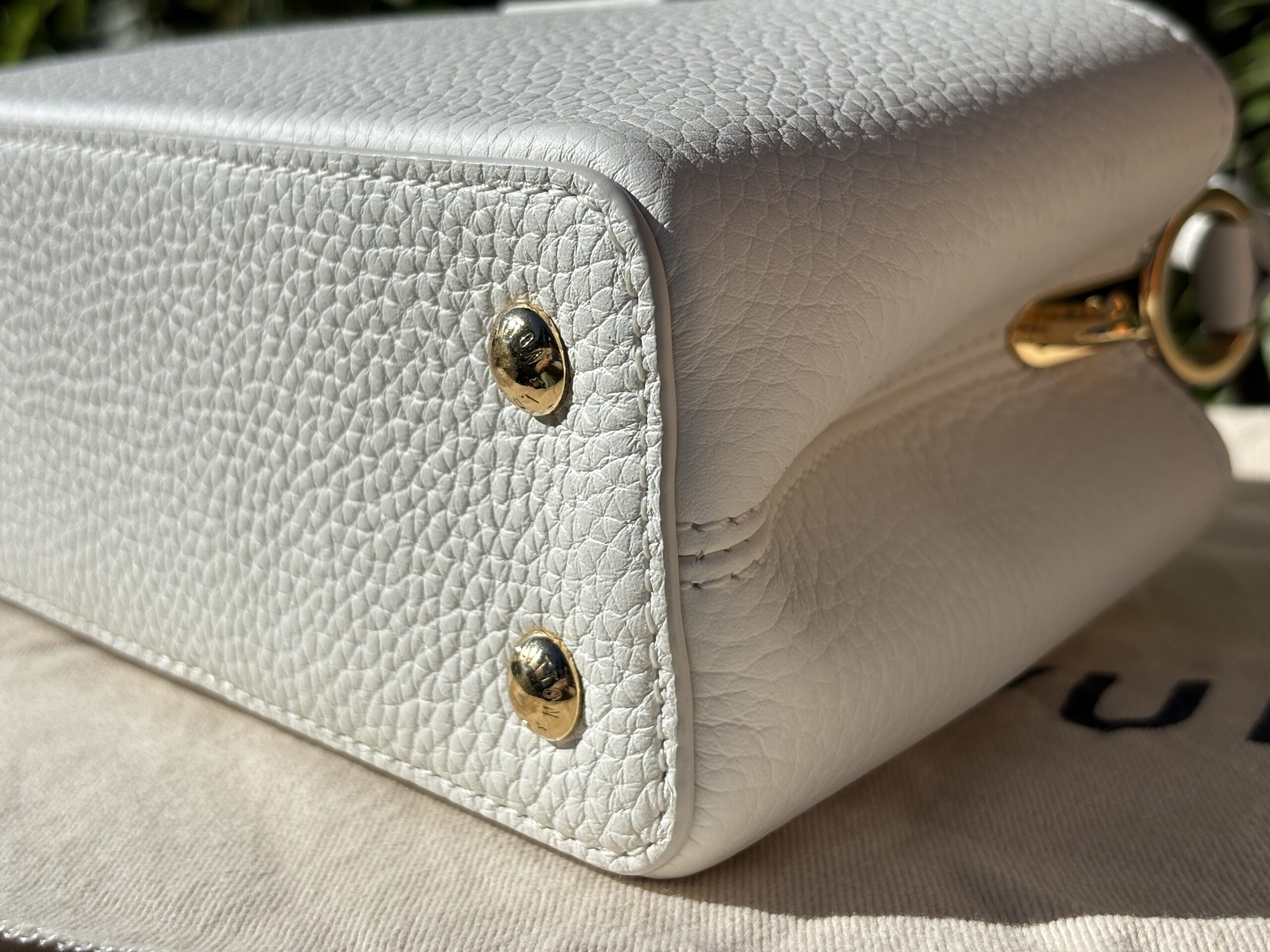 Louis Vuitton White Leather Capucines BB - Image 10
